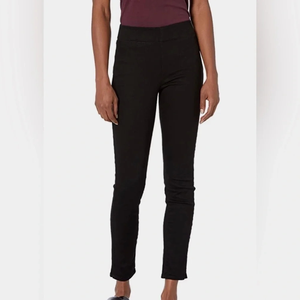 Nydj Pull On Skinny Jeans In Black